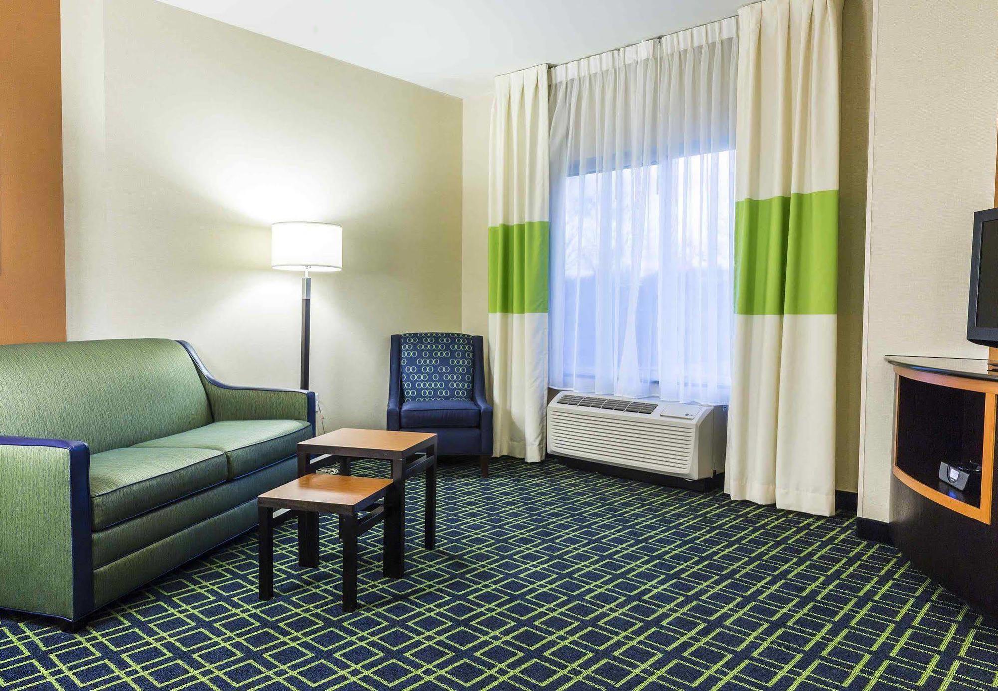 Fairfield Inn & Suites By Marriott Harrisburg West/New Cumberland Exterior photo